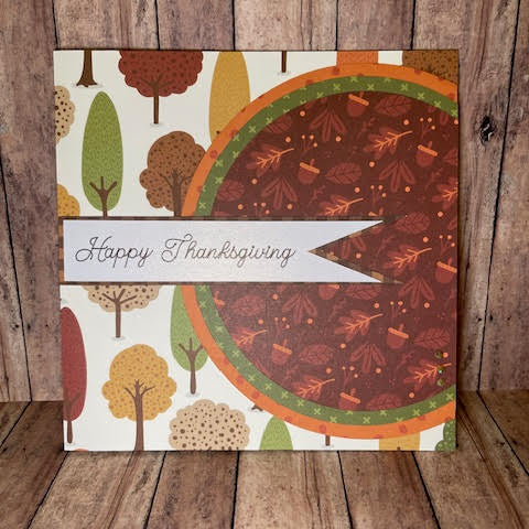 Leaves, acorns, and Thanksgiving cheer